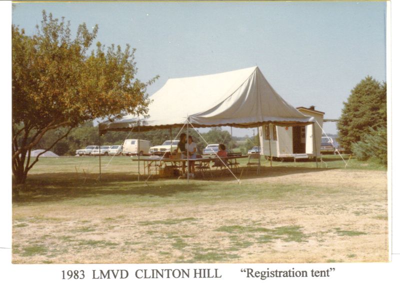 1983-lmvd-clinton-registration tent