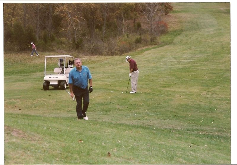 1994-TDL  schwalbe nienhaus perulfi  3rd shot to 9th green  