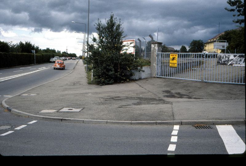 RB-Corner of Roter Stich & Auerbachstr Looking SW