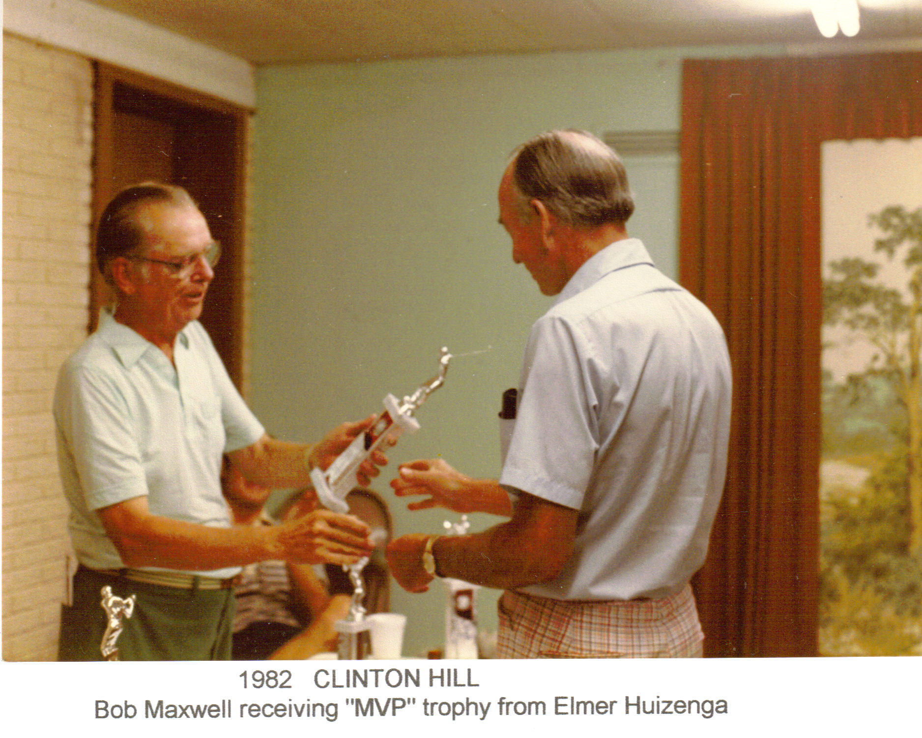 1982-clinton-huizenga-maxwell-mvp